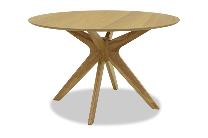 round oak dining tables duncan round dining table oak