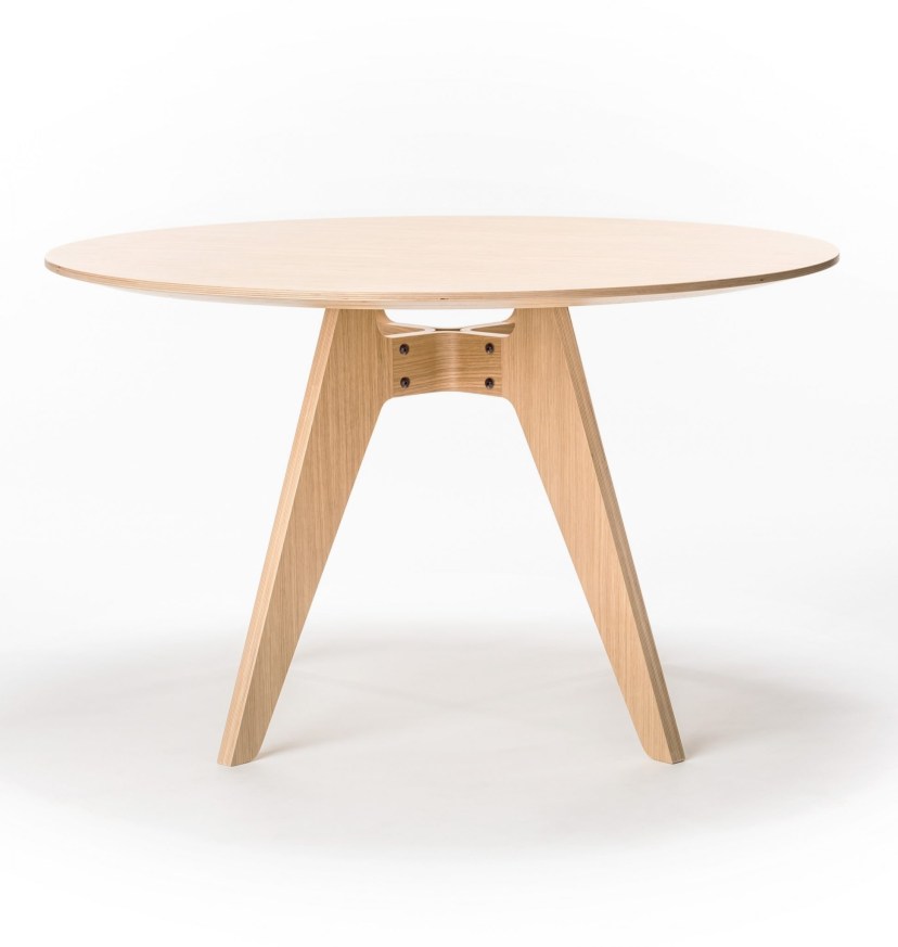 lavitta oak round 120cm four leg dining table poiat lavitta oak round 120cm four leg dining table poiat